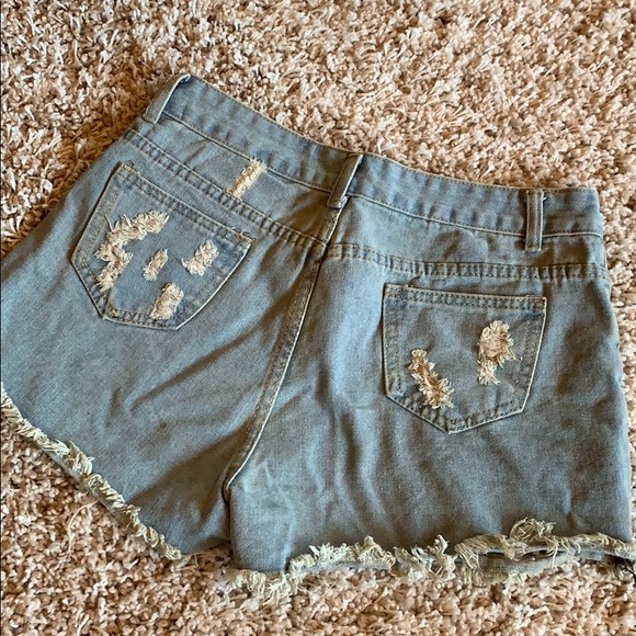 High waisted jean shorts - Picture 2 of 2